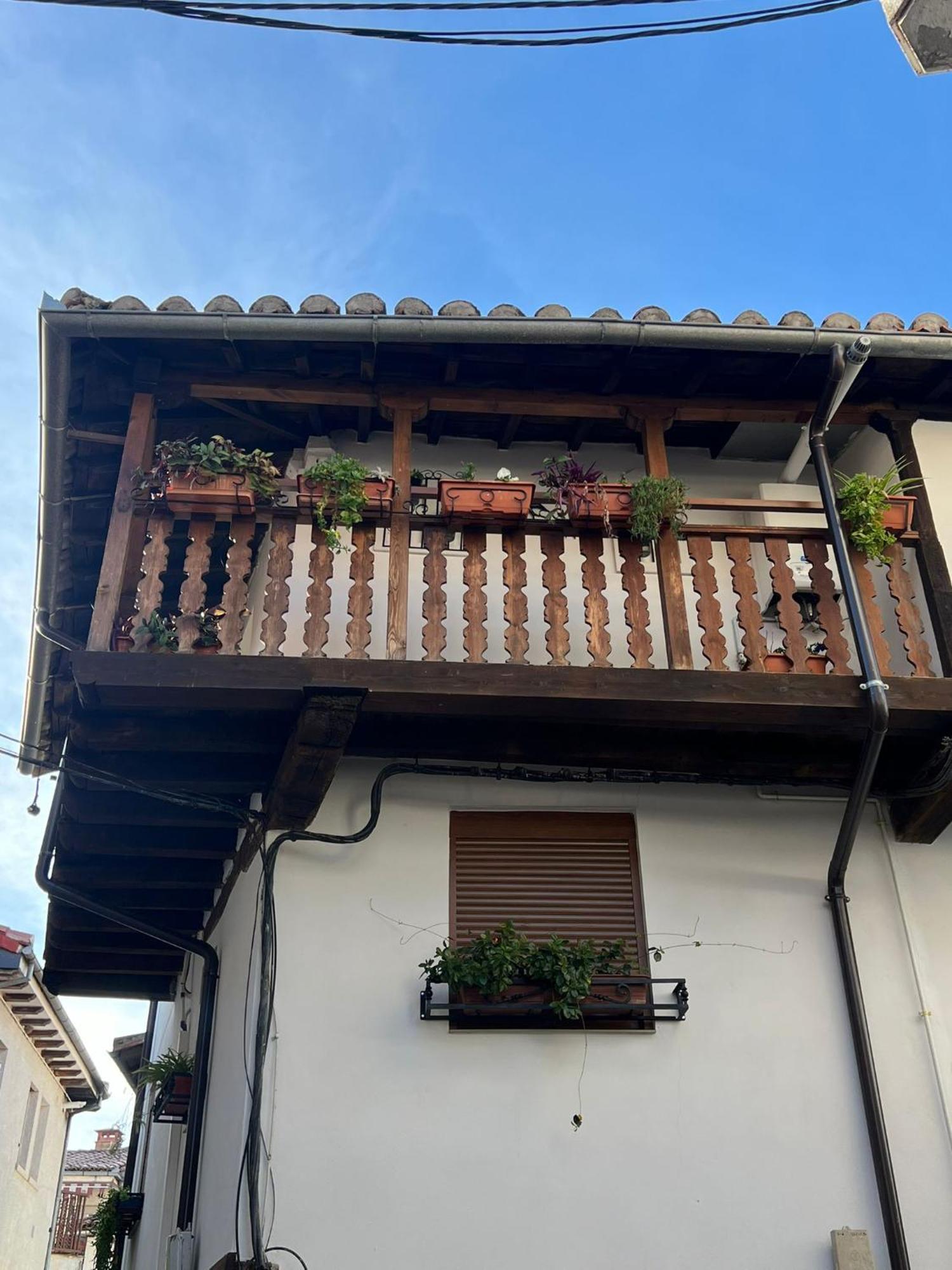 Apartamento La Golondrina Candeleda Exterior foto