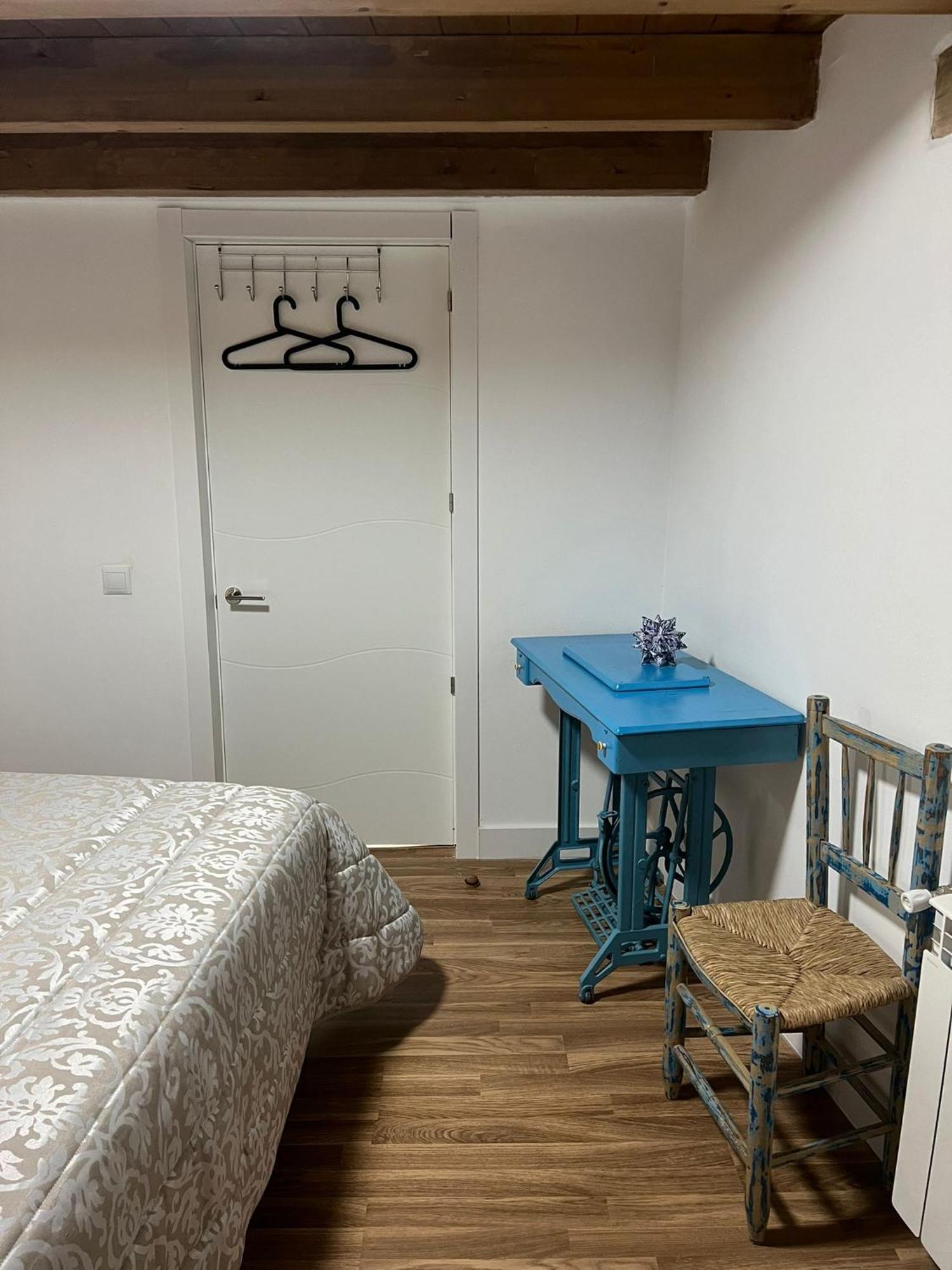 Apartamento La Golondrina Candeleda Exterior foto