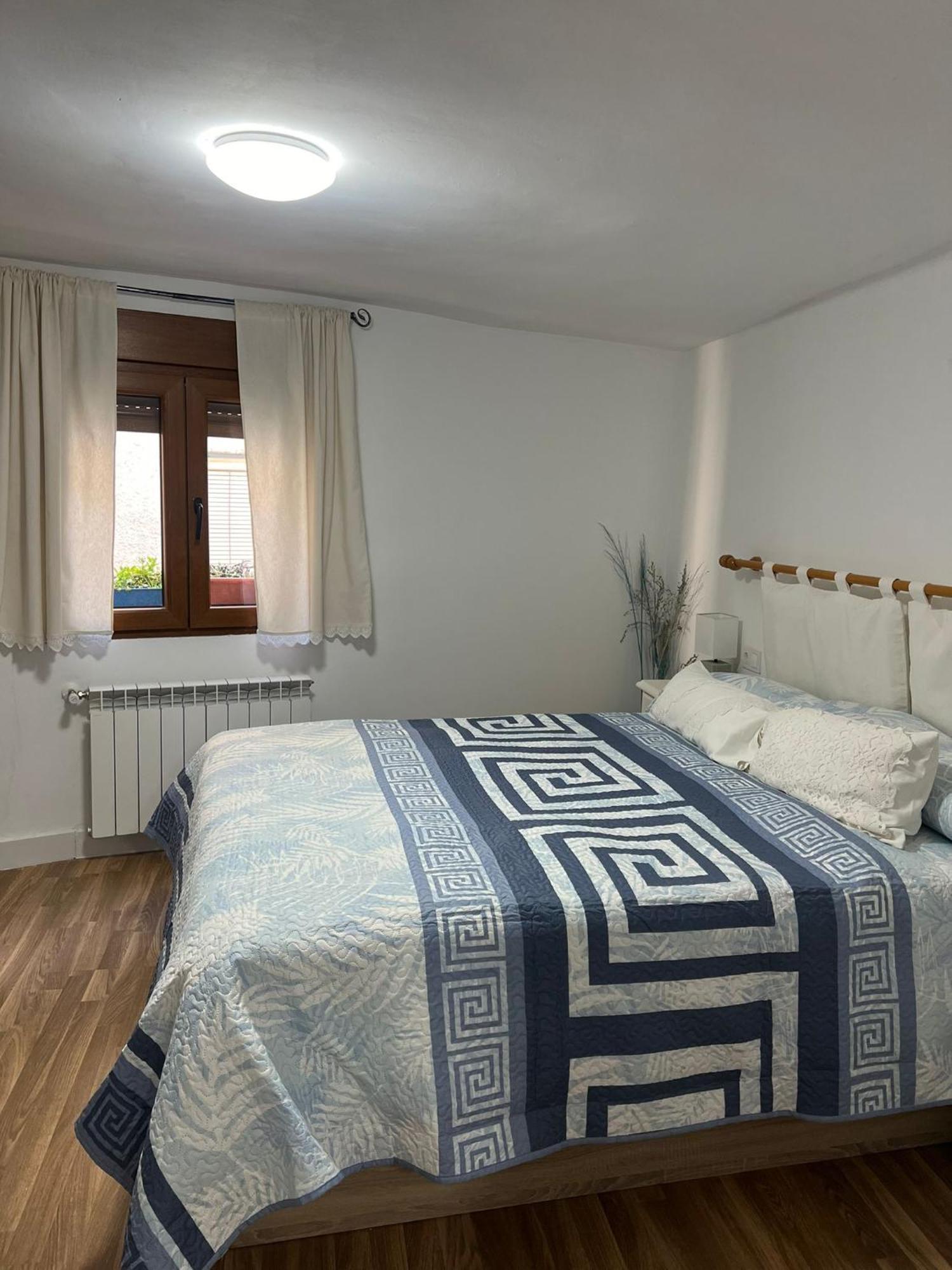 Apartamento La Golondrina Candeleda Exterior foto