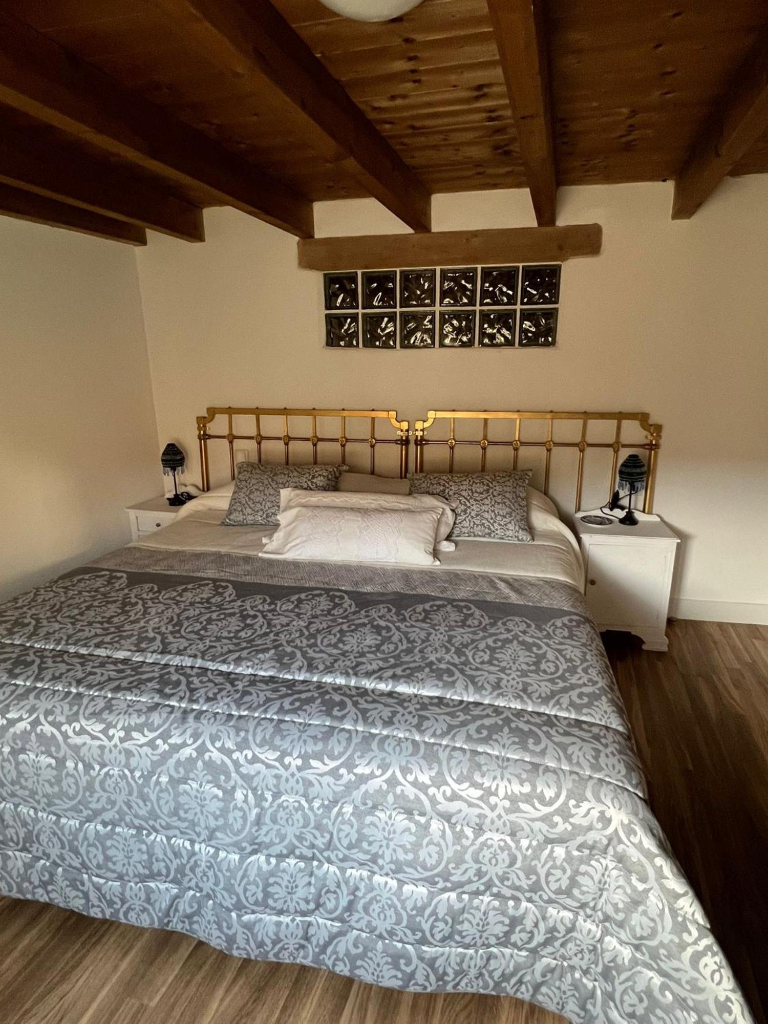 Apartamento La Golondrina Candeleda Exterior foto