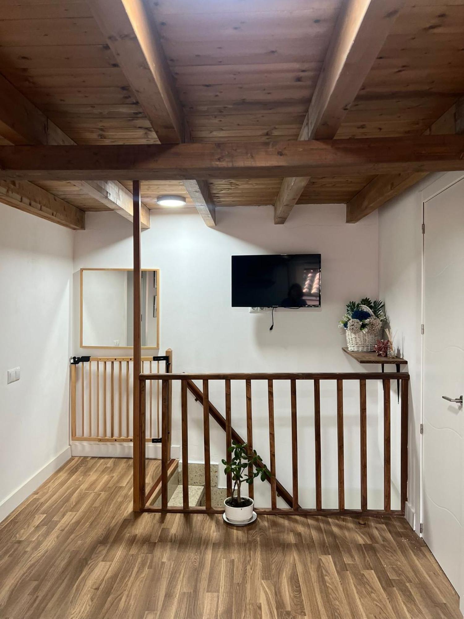 Apartamento La Golondrina Candeleda Exterior foto